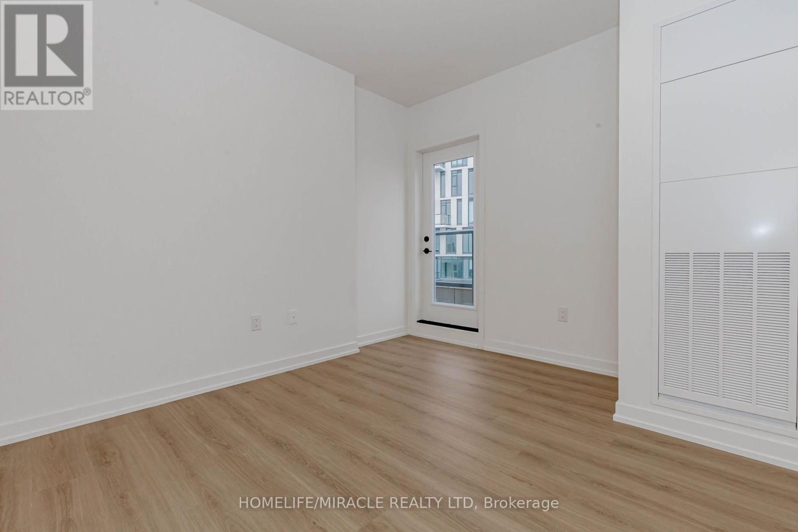 11 - 20 Lagerfeld Drive, Brampton, Ontario  L7A 5L4 - Photo 37 - W12526802