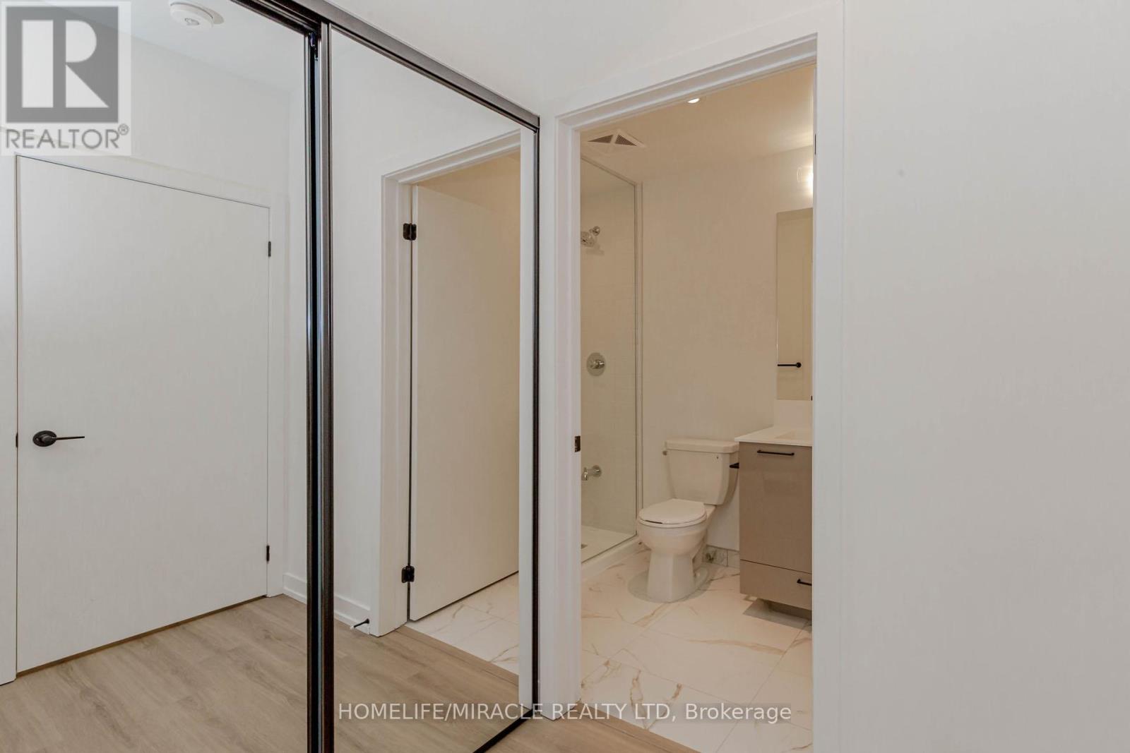 11 - 20 Lagerfeld Drive, Brampton, Ontario  L7A 5L4 - Photo 40 - W12526802