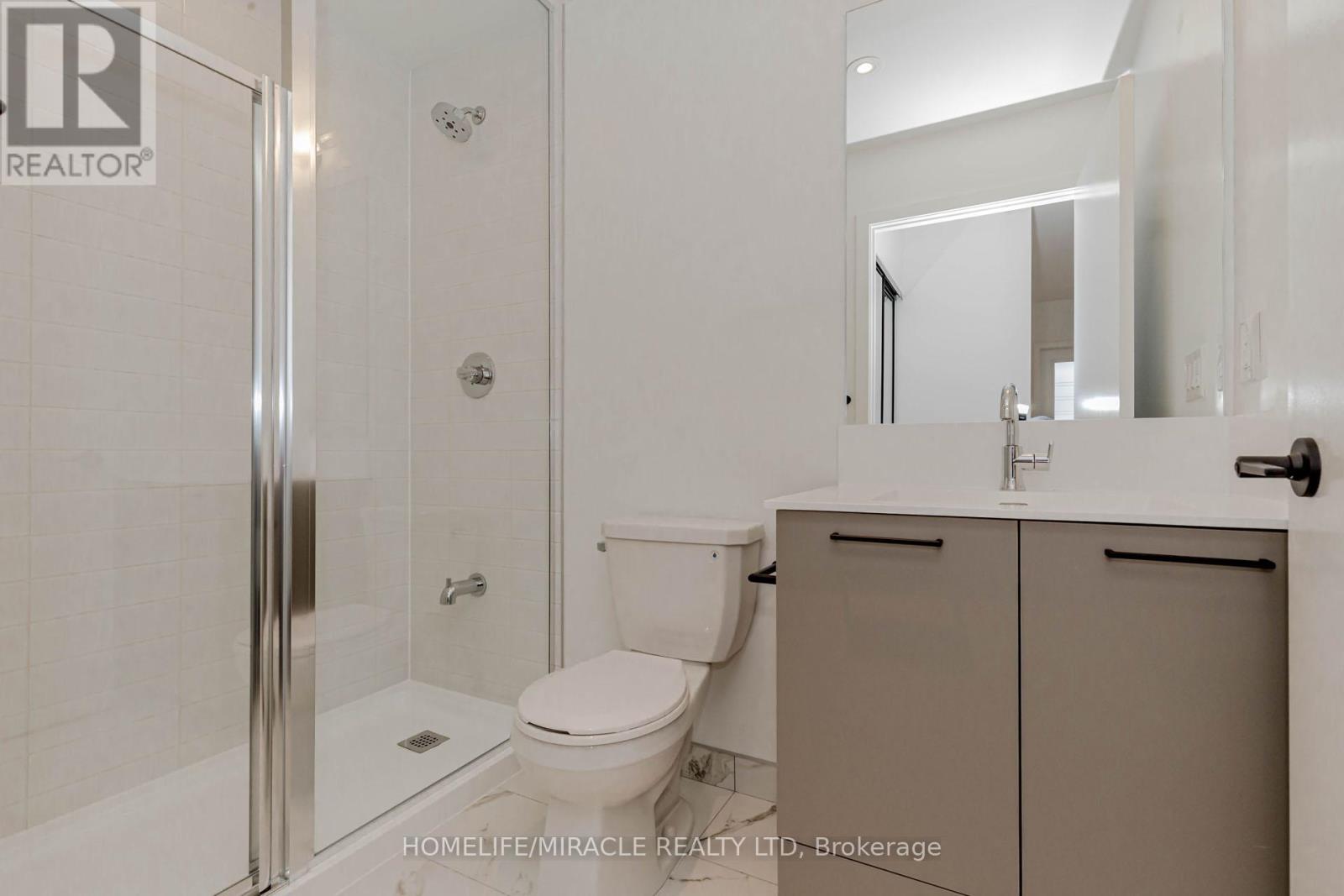 11 - 20 Lagerfeld Drive, Brampton, Ontario  L7A 5L4 - Photo 41 - W12526802