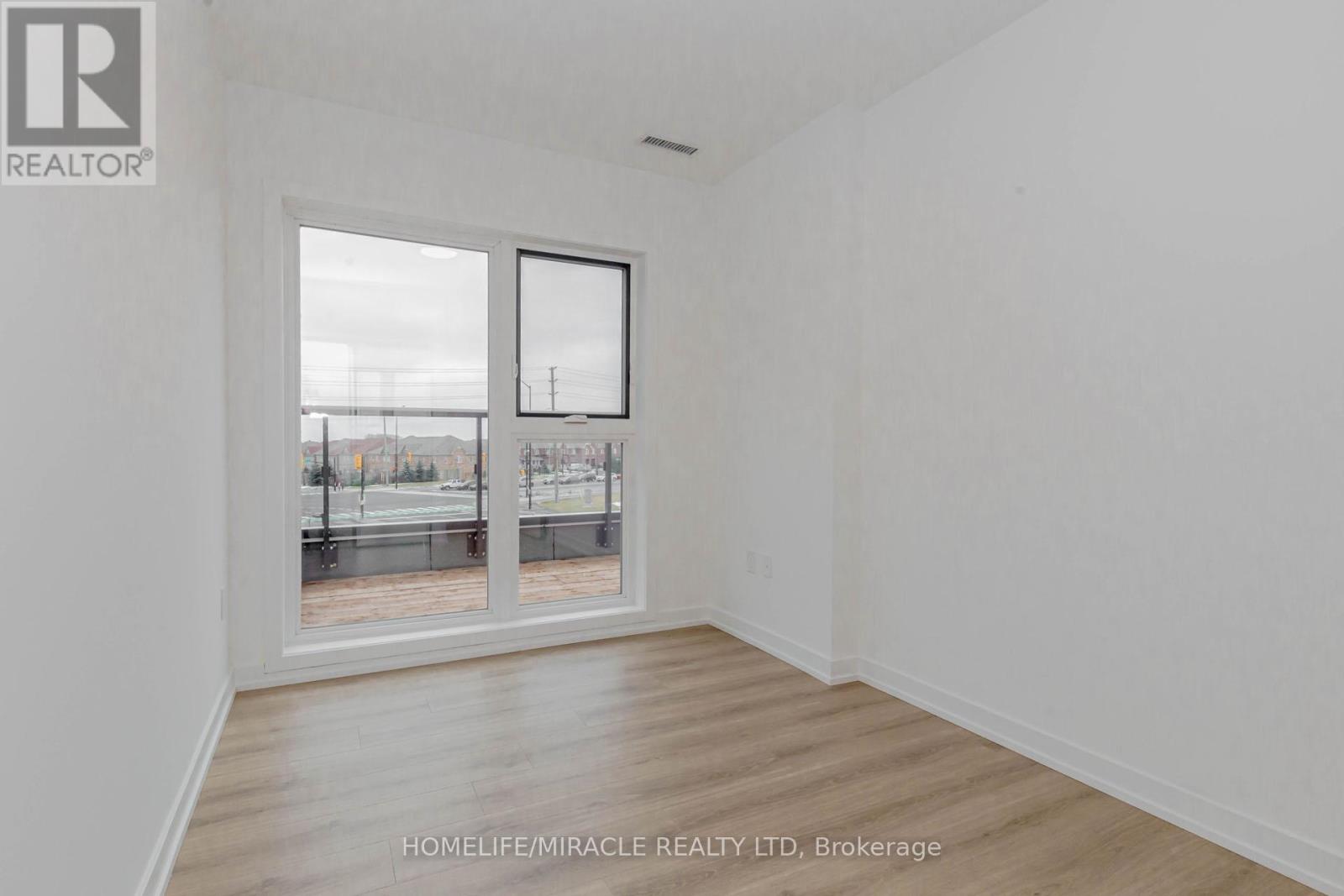 11 - 20 Lagerfeld Drive, Brampton, Ontario  L7A 5L4 - Photo 45 - W12526802