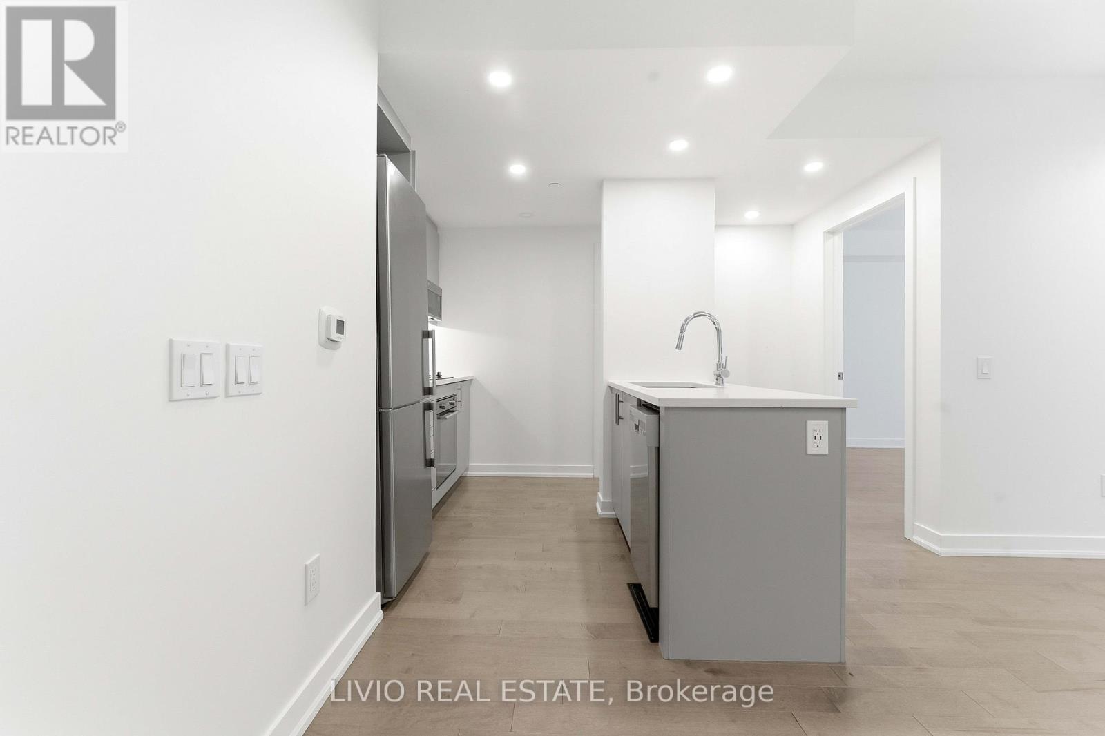 502 - 340 Queen Street Ottawa Street, Ottawa, Ontario  K1R 0G1 - Photo 7 - X12526794