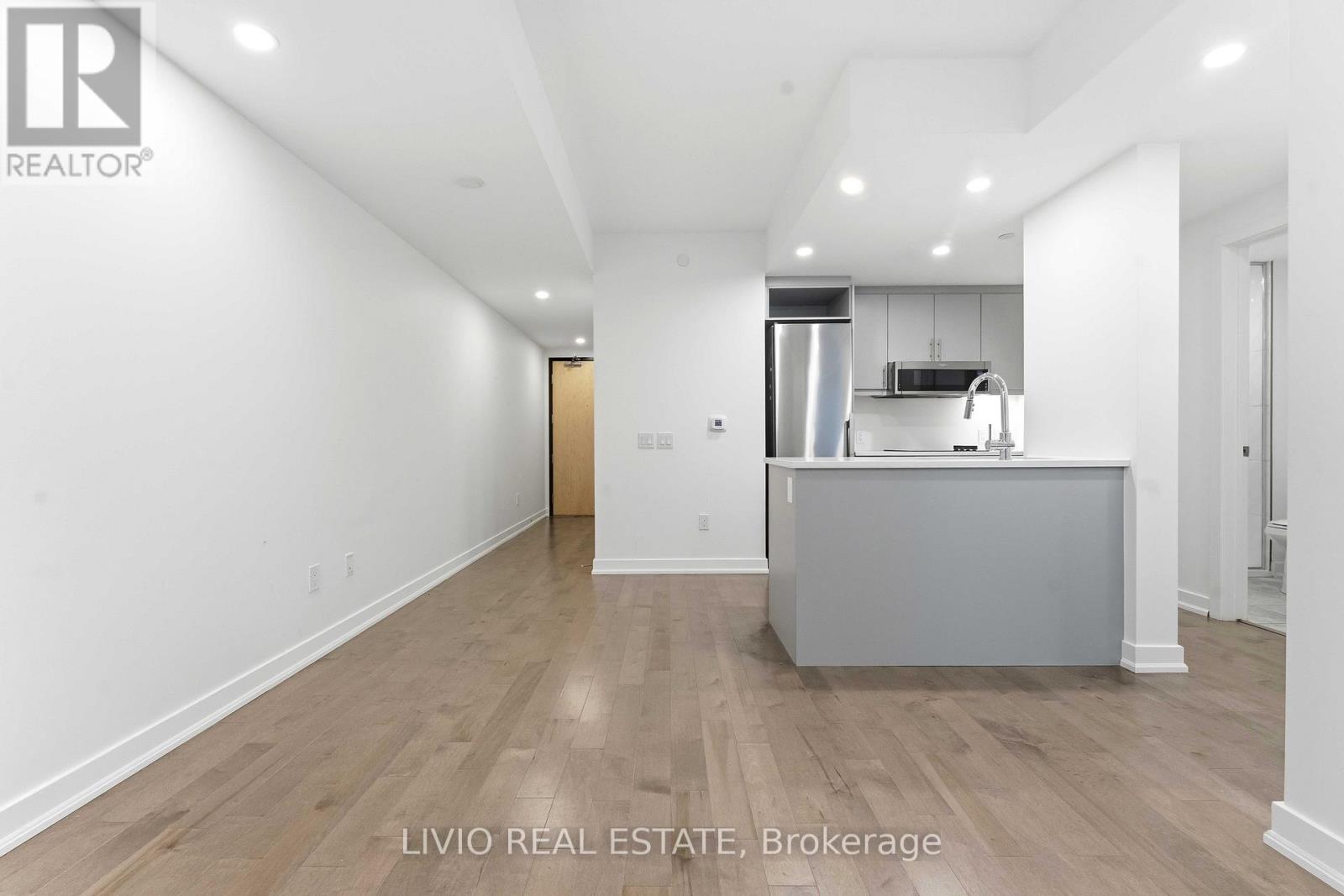 502 - 340 Queen Street Ottawa Street, Ottawa, Ontario  K1R 0G1 - Photo 8 - X12526794