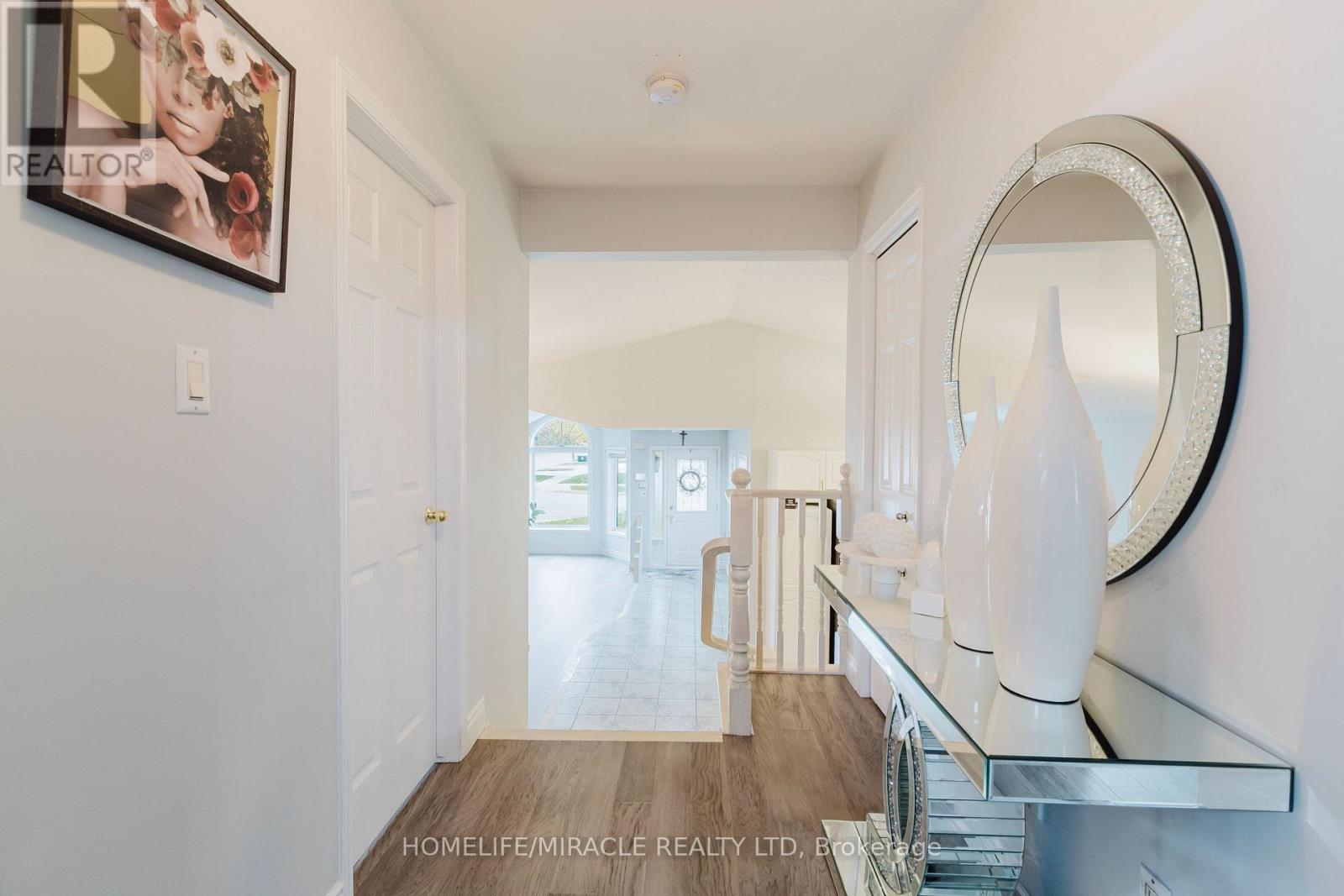 84 Hillgarden Drive, Hamilton, Ontario  L8J 3S7 - Photo 20 - X12526810