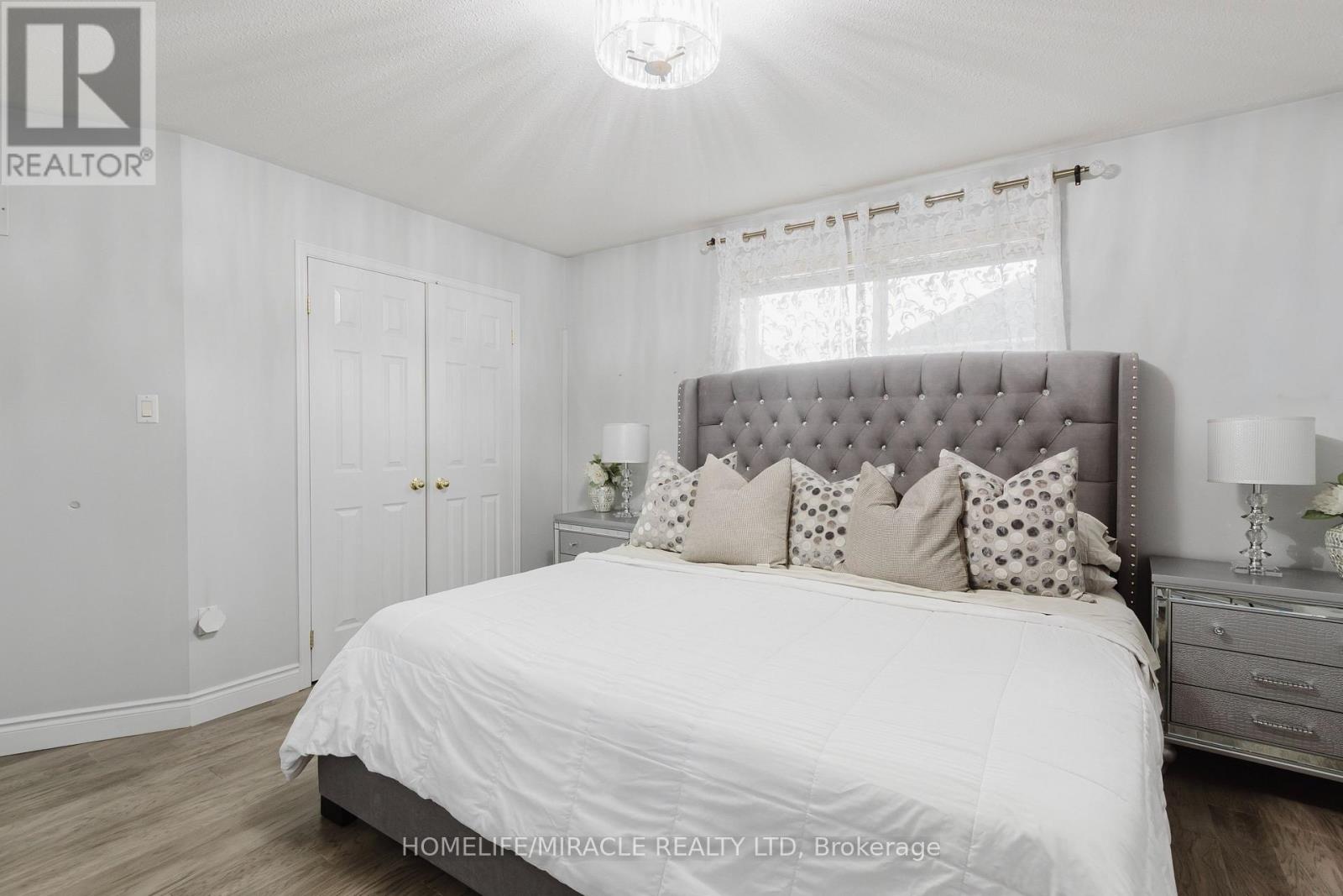 84 Hillgarden Drive, Hamilton, Ontario  L8J 3S7 - Photo 22 - X12526810