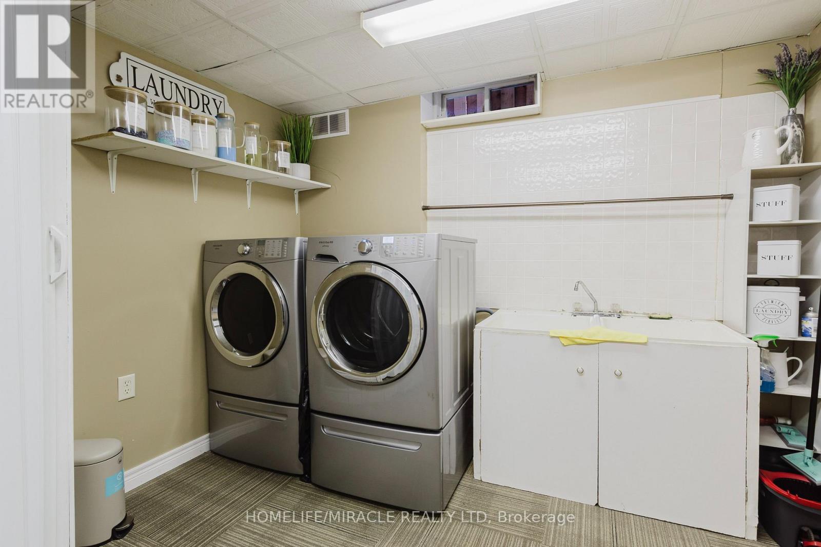 84 Hillgarden Drive, Hamilton, Ontario  L8J 3S7 - Photo 30 - X12526810