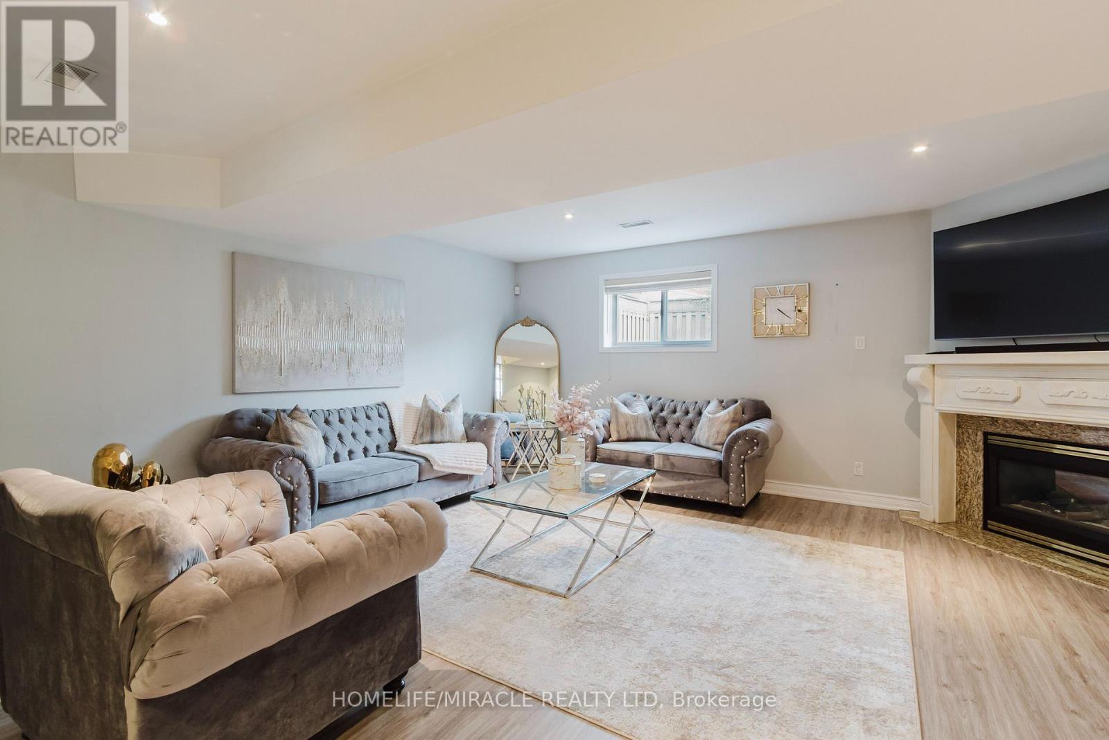 84 Hillgarden Drive, Hamilton, Ontario  L8J 3S7 - Photo 32 - X12526810