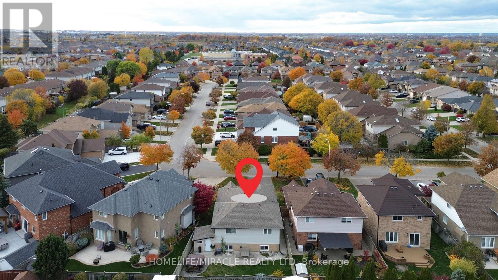 84 Hillgarden Drive, Hamilton, Ontario  L8J 3S7 - Photo 9 - X12526810