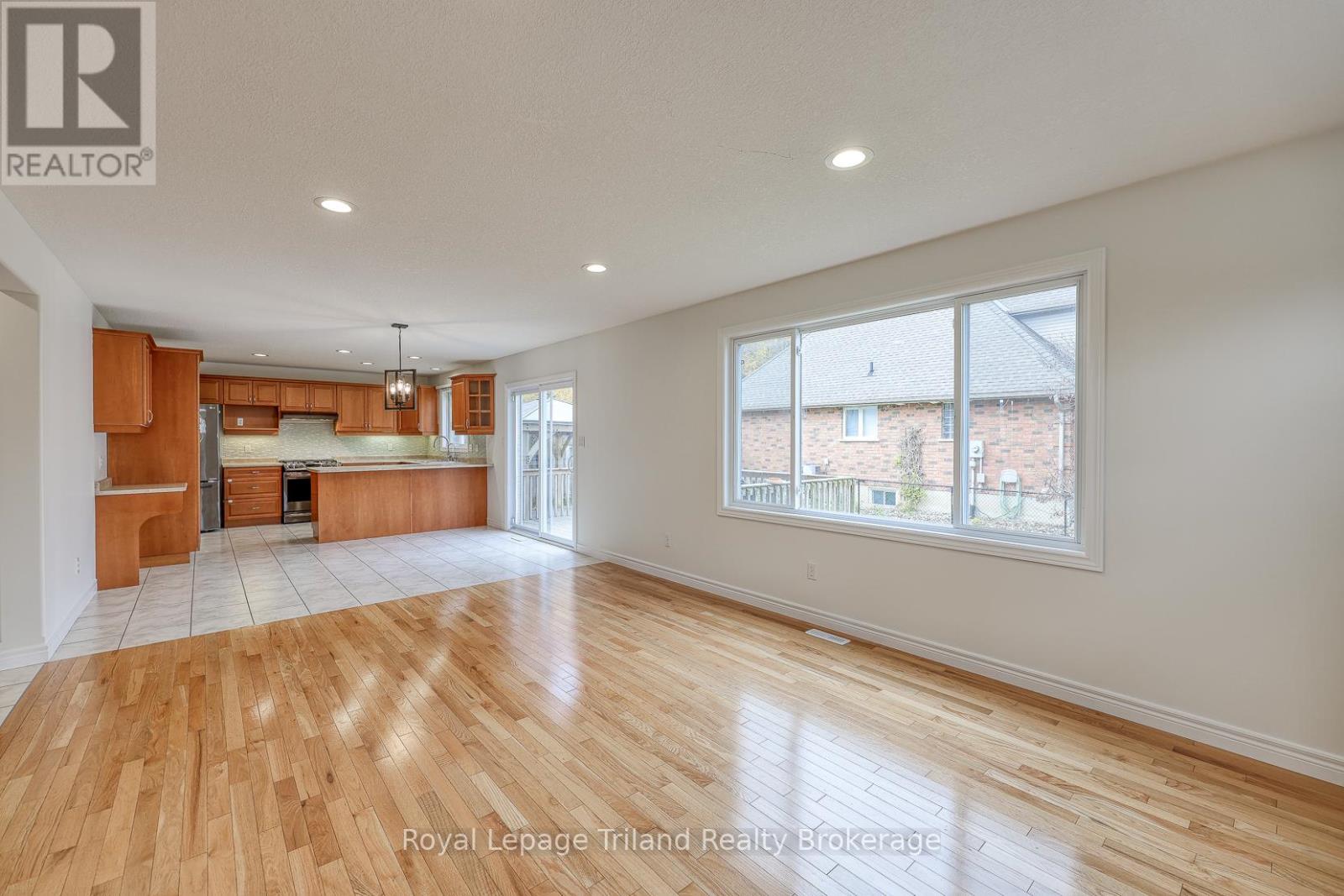 93 Finch Avenue, Woodstock, Ontario N4T 1T7 - Photo 14 - X12526850