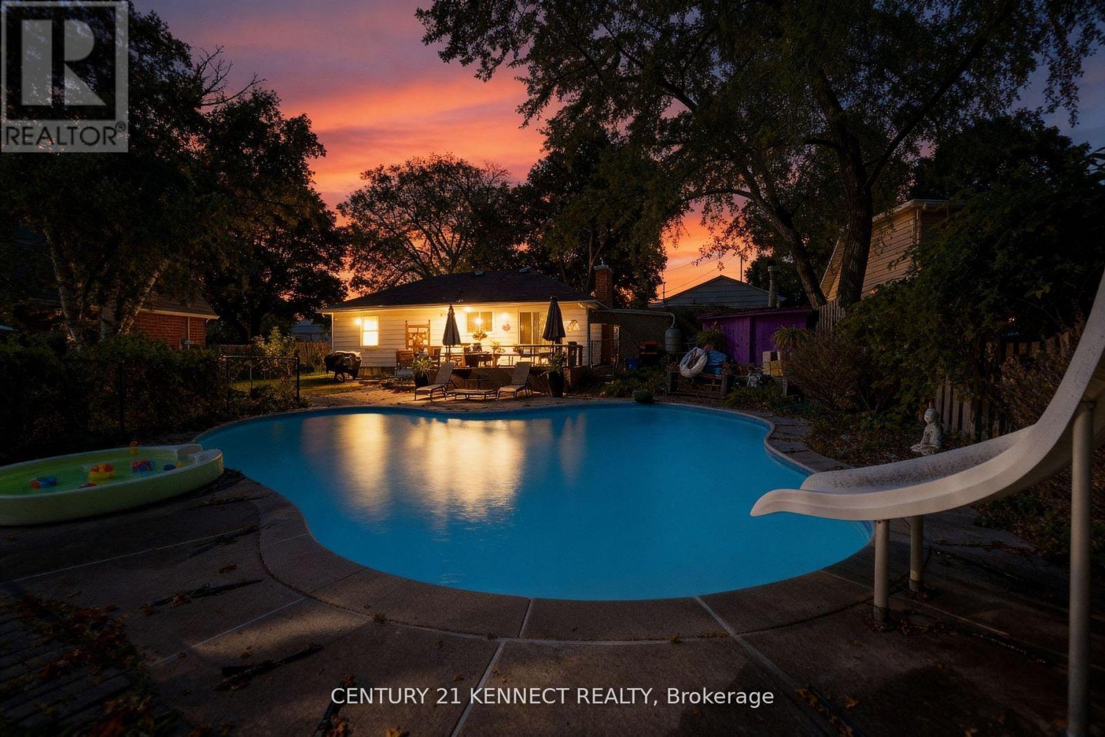 10813 Victoria Square Boulevard, Markham, Ontario  L6C 1J3 - Photo 16 - N12511718