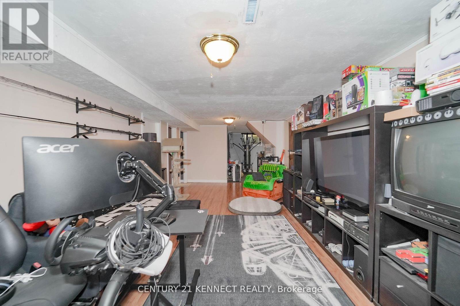 10813 Victoria Square Boulevard, Markham, Ontario  L6C 1J3 - Photo 45 - N12511718