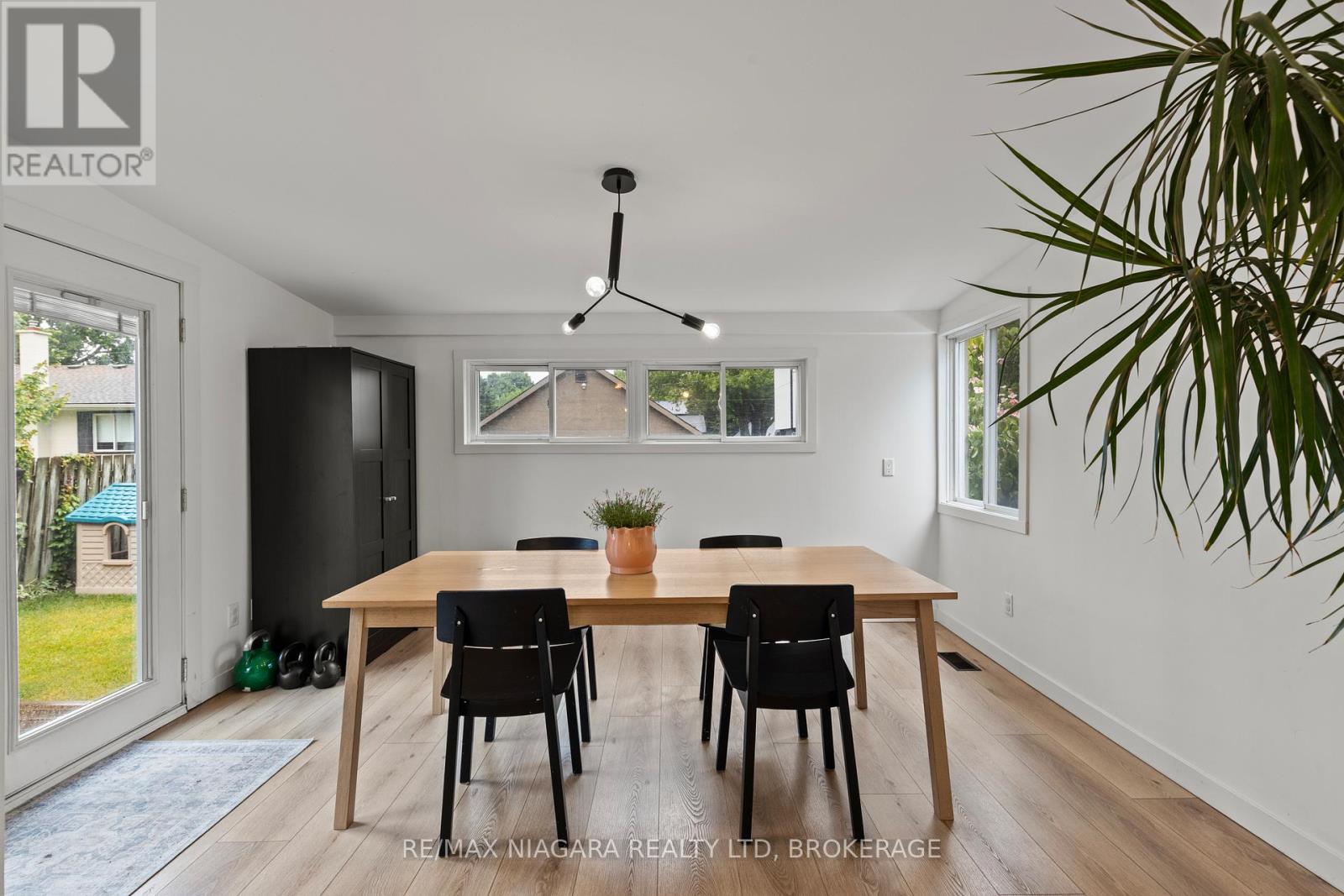 9 Shelley Avenue, St. Catharines, Ontario L2N 5L4 - Photo 17 - X12506710