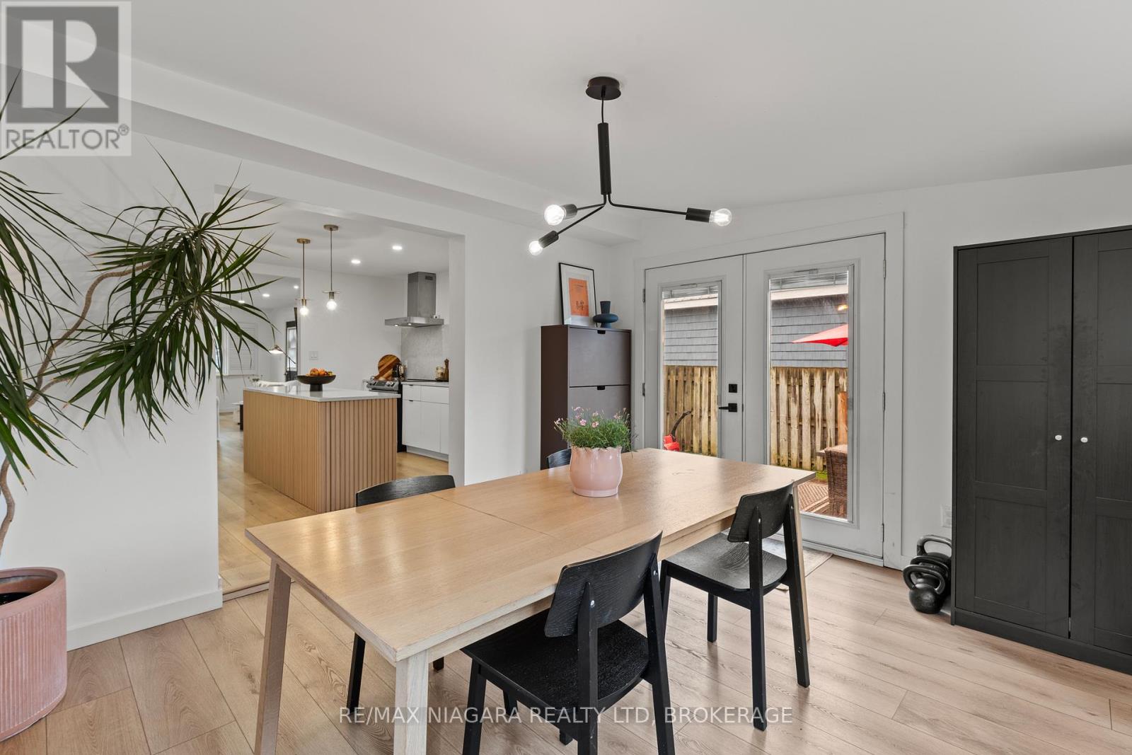 9 Shelley Avenue, St. Catharines, Ontario L2N 5L4 - Photo 8 - X12506710