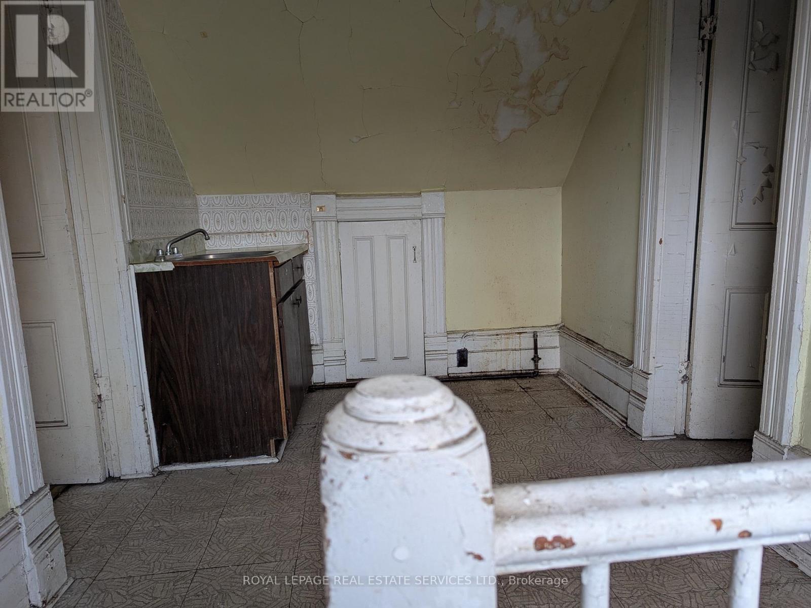 529 Gladstone Avenue, Toronto, Ontario  M6H 3J1 - Photo 12 - C12526854