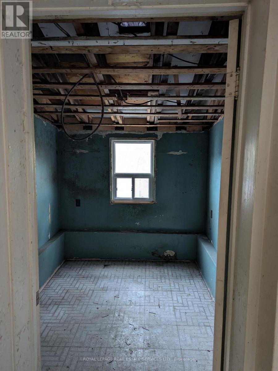 529 Gladstone Avenue, Toronto, Ontario  M6H 3J1 - Photo 7 - C12526854