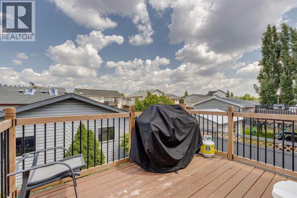 1656 Strathcona Gate, Strathmore, Alberta  T1P 1T2 - Photo 4 - A2265790