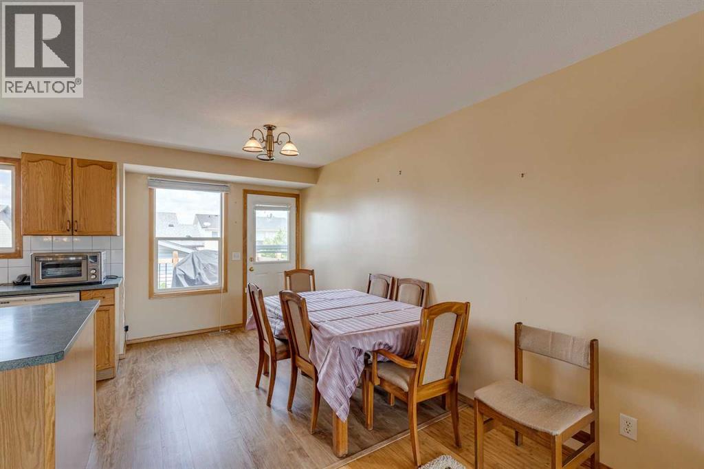 1656 Strathcona Gate, Strathmore, Alberta  T1P 1T2 - Photo 11 - A2265790