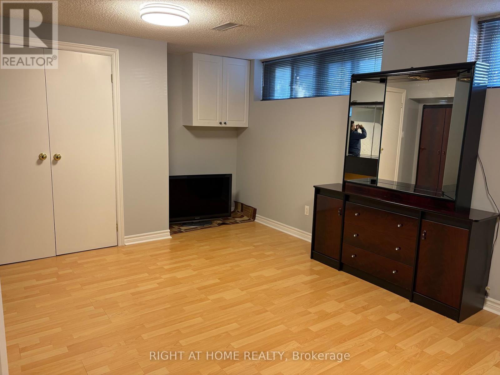 19 Budea Crescent S, Toronto, Ontario  M1R 4V1 - Photo 15 - E12526590