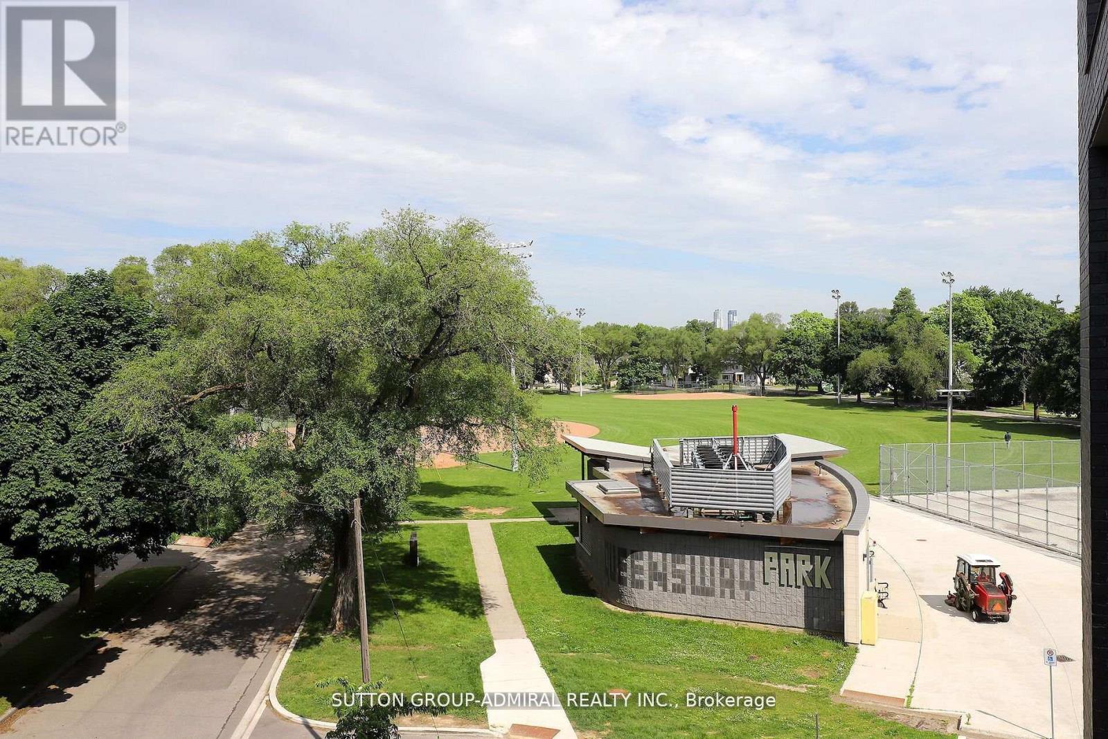 404 - 7 Smith Crescent, Toronto, Ontario  M8Z 0G3 - Photo 22 - W12375267