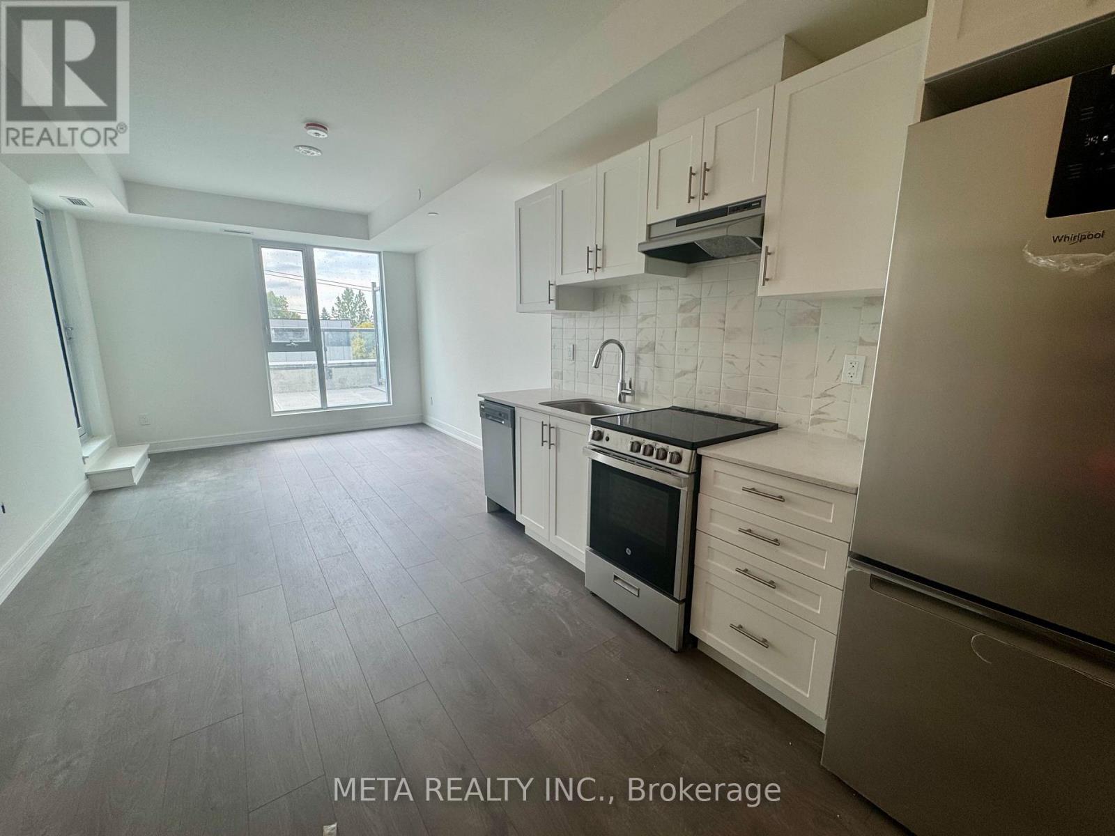 B407 - 693 Davis Drive, Newmarket, Ontario  L3Y 2R2 - Photo 2 - N12526830