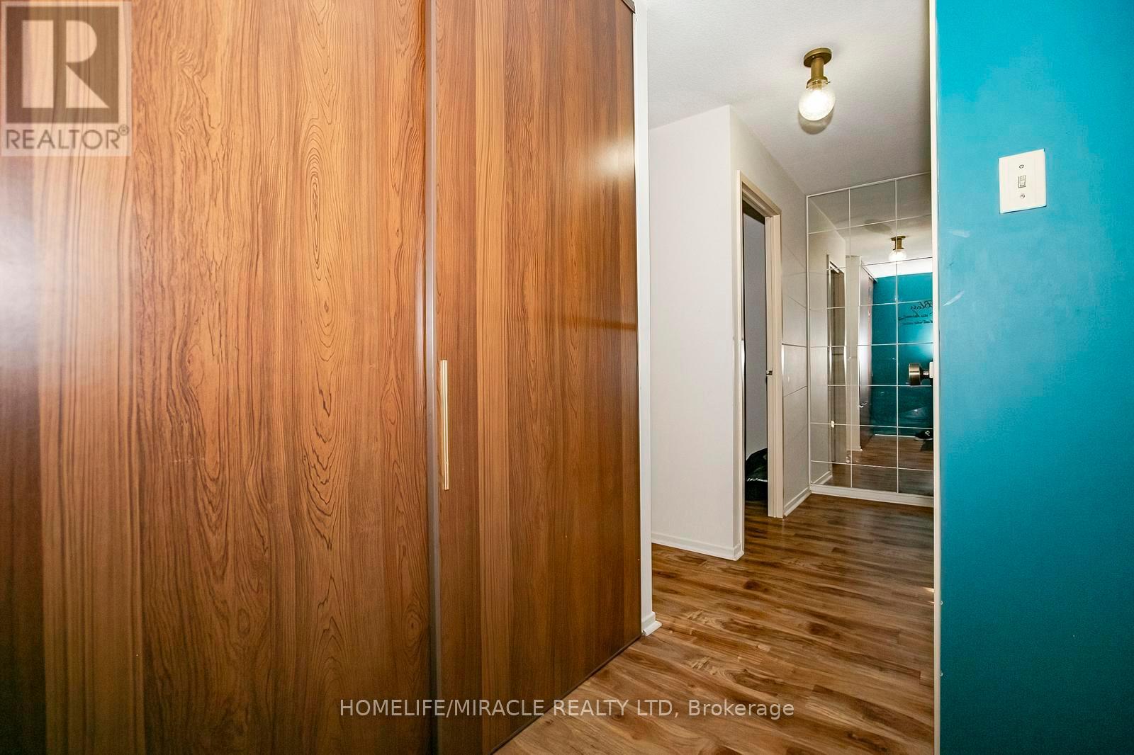 1610 - 15 Kensington Road, Brampton, Ontario L6T 3W2 - Photo 29 - W12526824