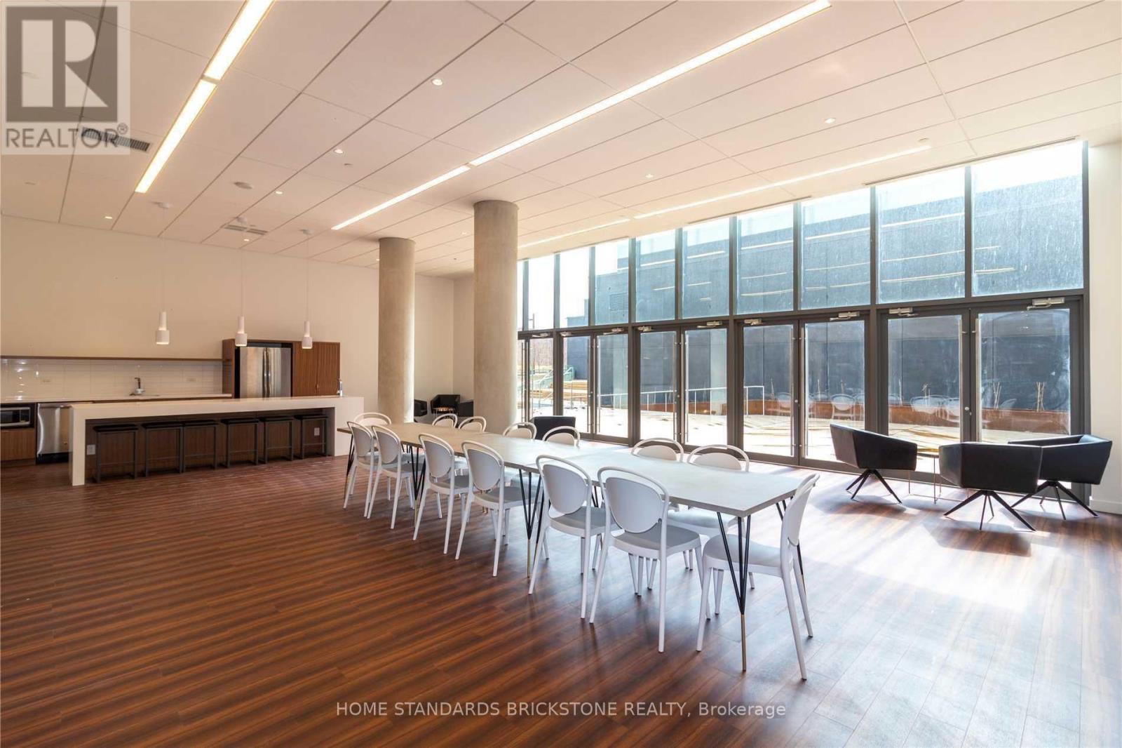 725 - 160 Flemington Road, Toronto, Ontario  M6A 0A9 - Photo 10 - W12526856