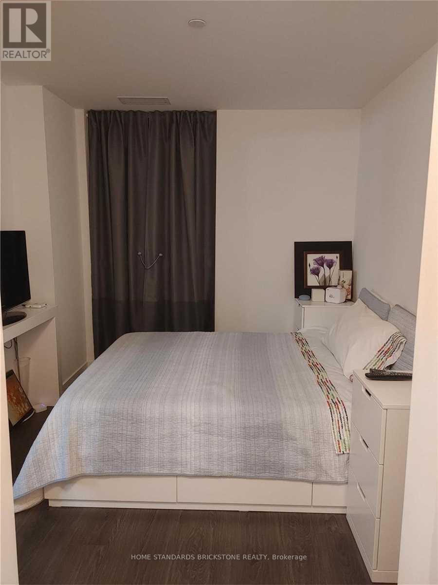 725 - 160 Flemington Road, Toronto, Ontario  M6A 0A9 - Photo 7 - W12526856