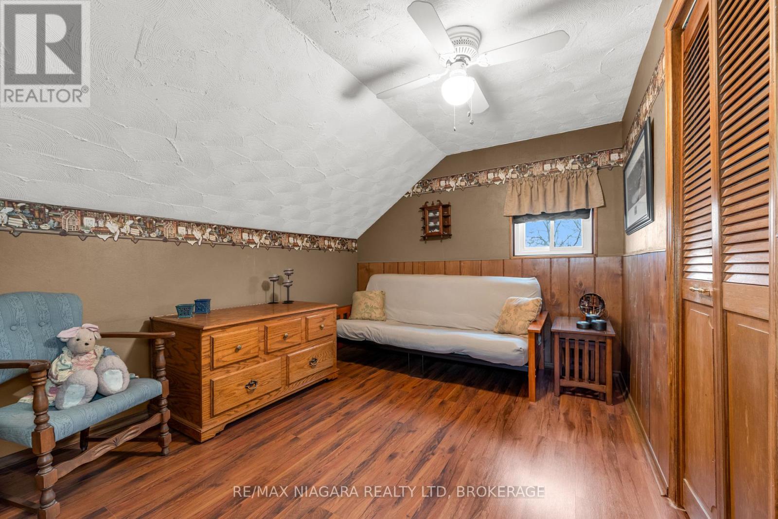 53 Turner Crescent, St. Catharines, Ontario L2P 2H8 - Photo 9 - X12526882