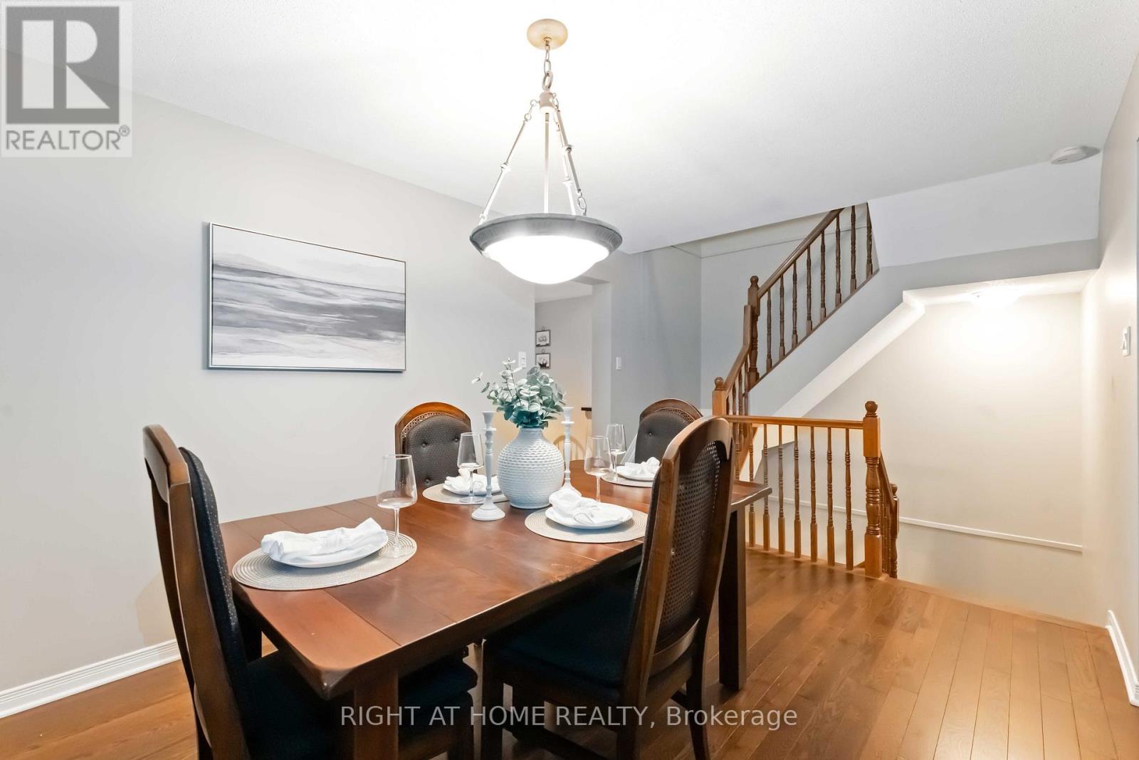 7 Weybridge Drive S, Ottawa, Ontario K2J 4A1 - Photo 10 - X12520818