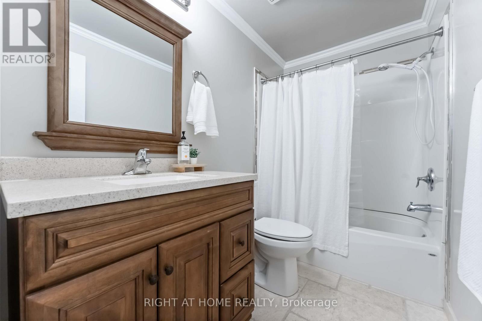 7 Weybridge Drive S, Ottawa, Ontario K2J 4A1 - Photo 26 - X12520818