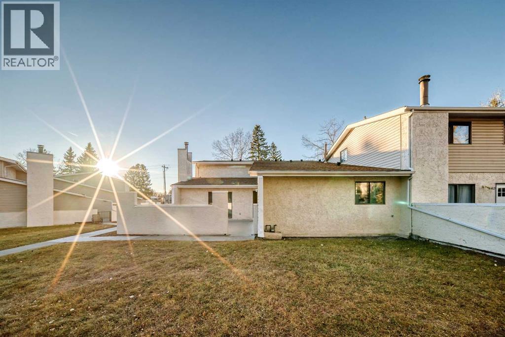 2301, 3500 Varsity Drive Nw, Calgary, Alberta  T2L 1Y3 - Photo 1 - A2269776