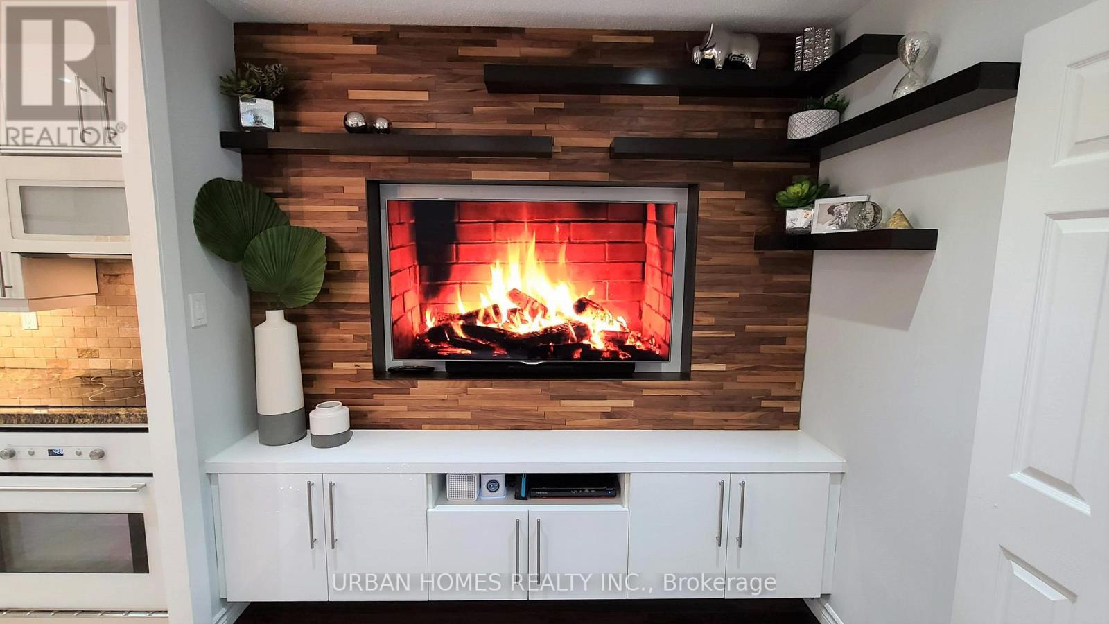 215 - 16a Elgin Street, Markham, Ontario L3T 4T4 - Photo 4 - N12526904