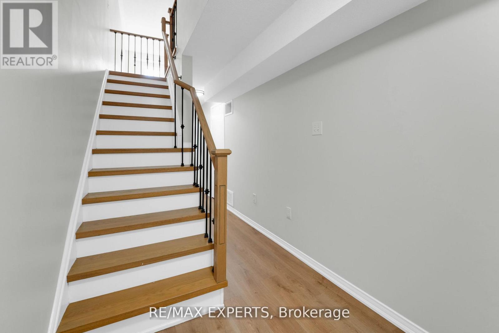 120 - 86 Joymar Drive, Mississauga, Ontario L5M 7Z6 - Photo 24 - W12526886