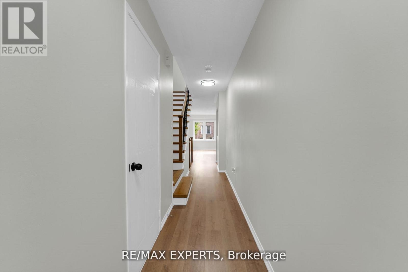 120 - 86 Joymar Drive, Mississauga, Ontario L5M 7Z6 - Photo 3 - W12526896