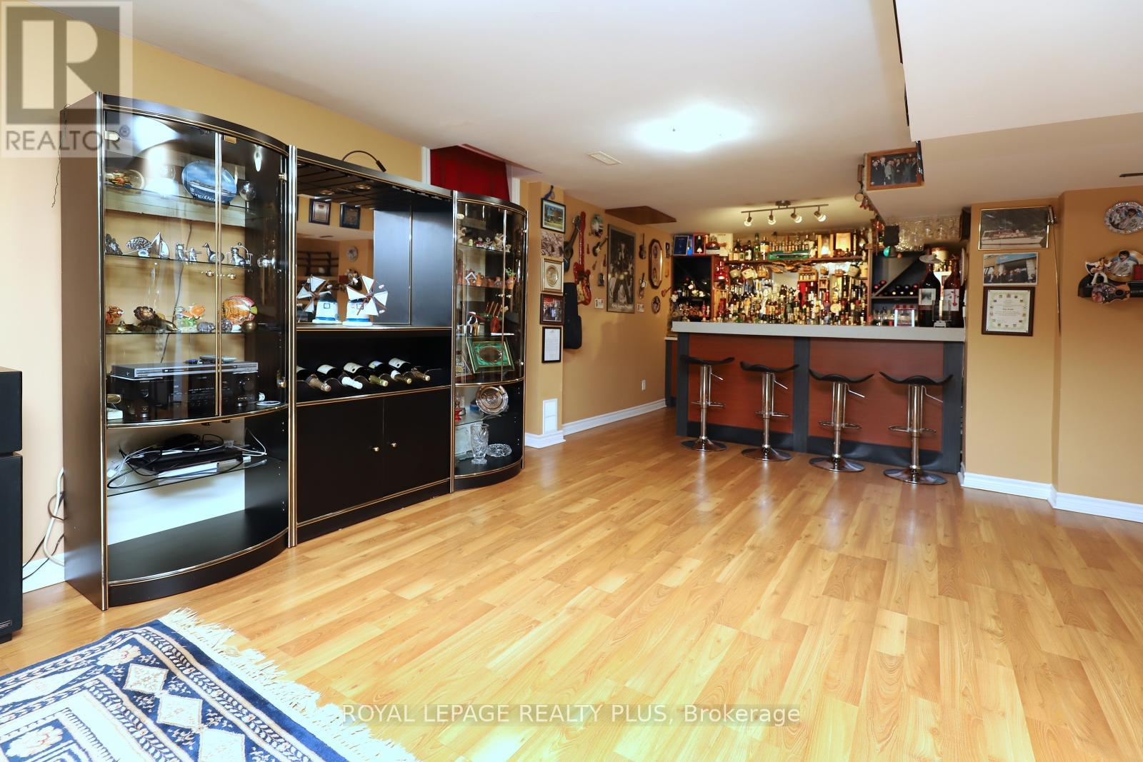 1086 Hedge Drive, Mississauga, Ontario L4Y 1G2 - Photo 30 - W12526900