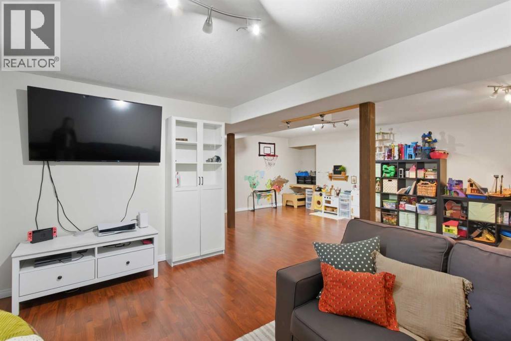 1218 Centre Street, Carstairs, Alberta  T0M 0N0 - Photo 25 - A2263478