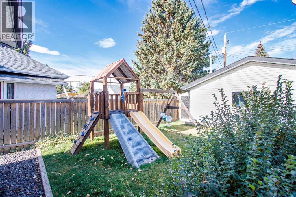 1218 Centre Street, Carstairs, Alberta  T0M 0N0 - Photo 35 - A2263478