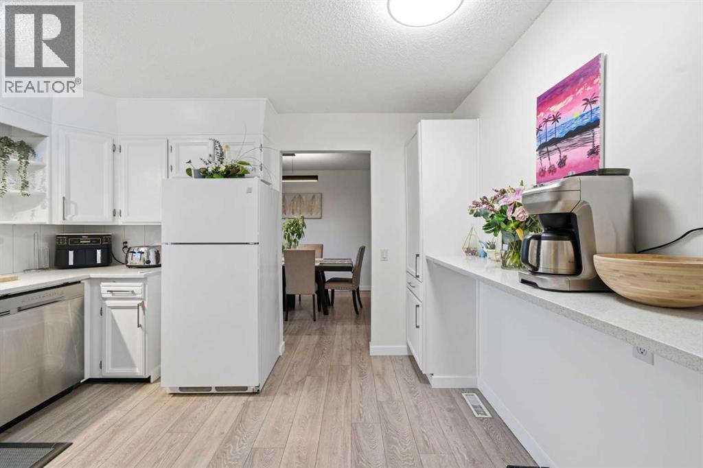 67 Lake Sylvan Close Se, Calgary, Alberta  T2J 3E5 - Photo 8 - A2268625