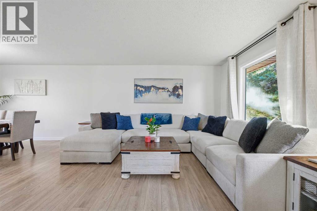 67 Lake Sylvan Close Se, Calgary, Alberta  T2J 3E5 - Photo 2 - A2268625