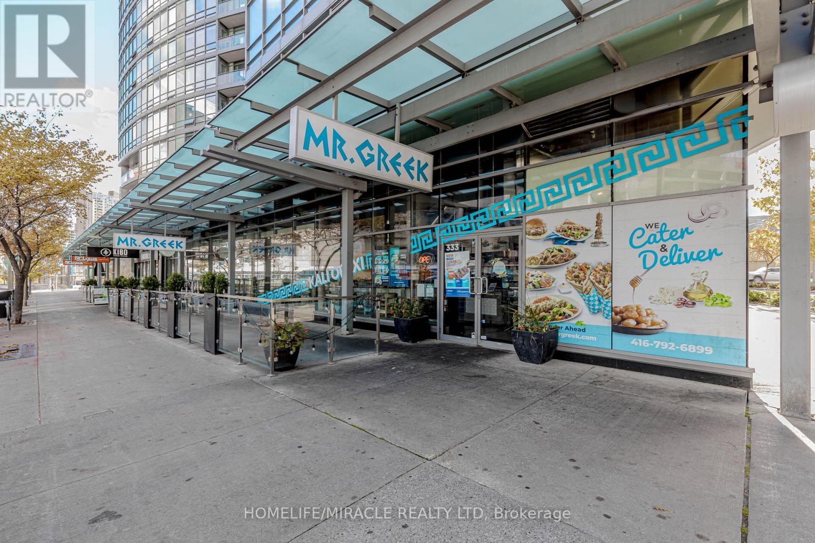 333 Bremner Boulevard, Toronto, Ontario  M5V 3X9 - Photo 2 - C12519982