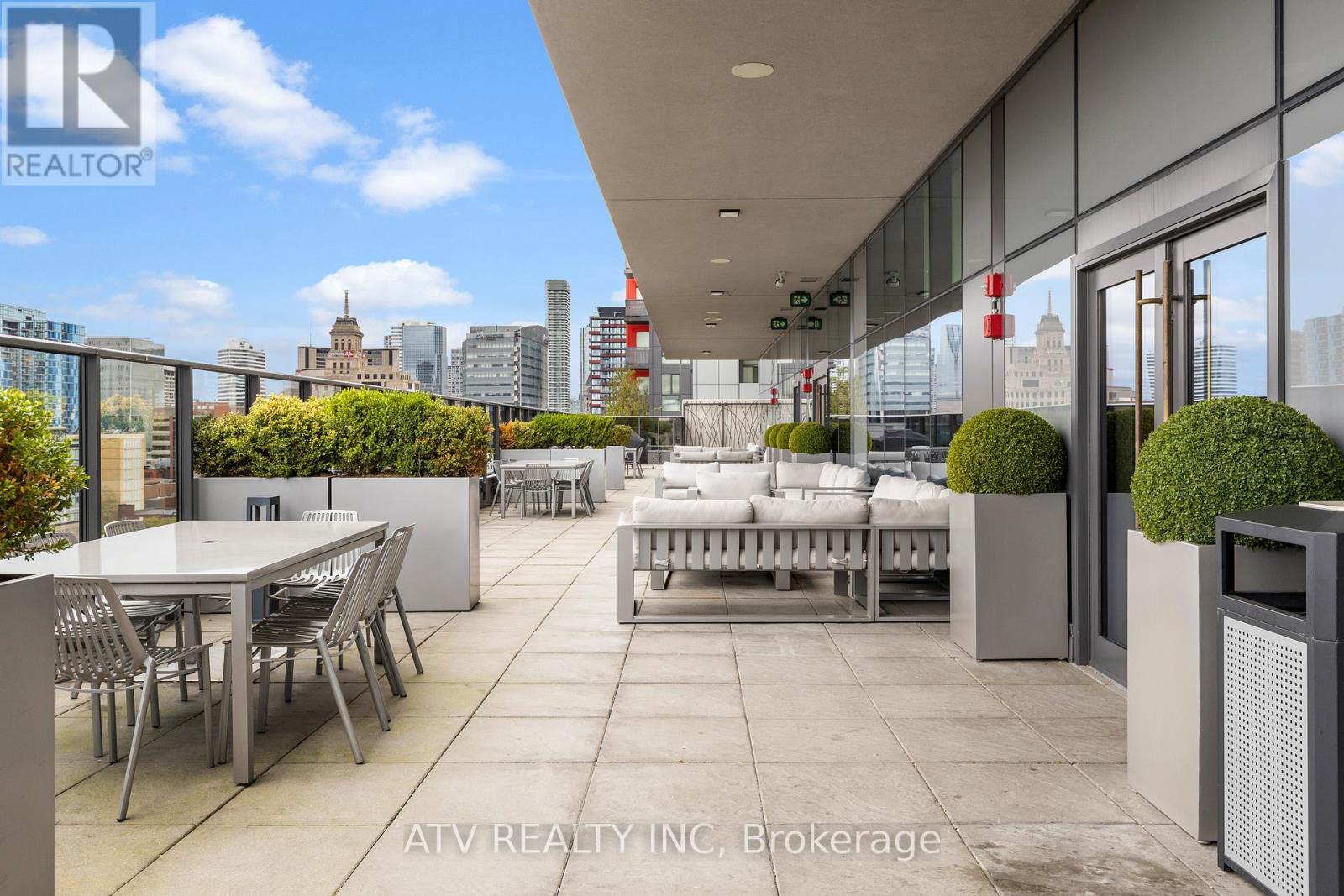 2106 - 330 Richmond Street W, Toronto, Ontario  M5V 0M4 - Photo 27 - C12526916