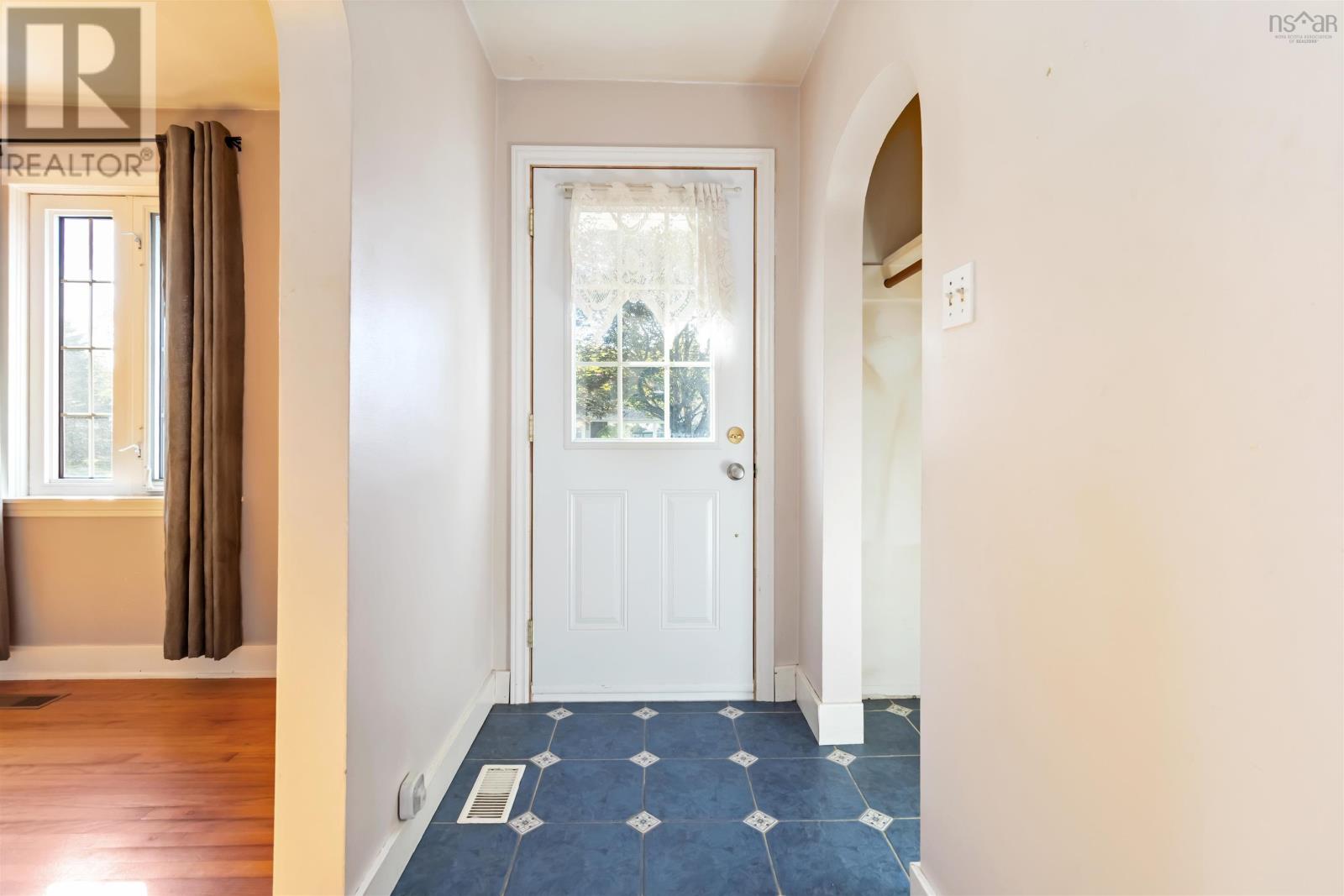 Property at 12 Elizabeth Street image 4