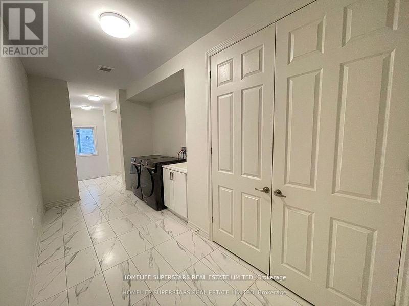 17 Bellflower Crescent, Adjala-Tosorontio, Ontario  L0G 1W0 - Photo 13 - N12526910