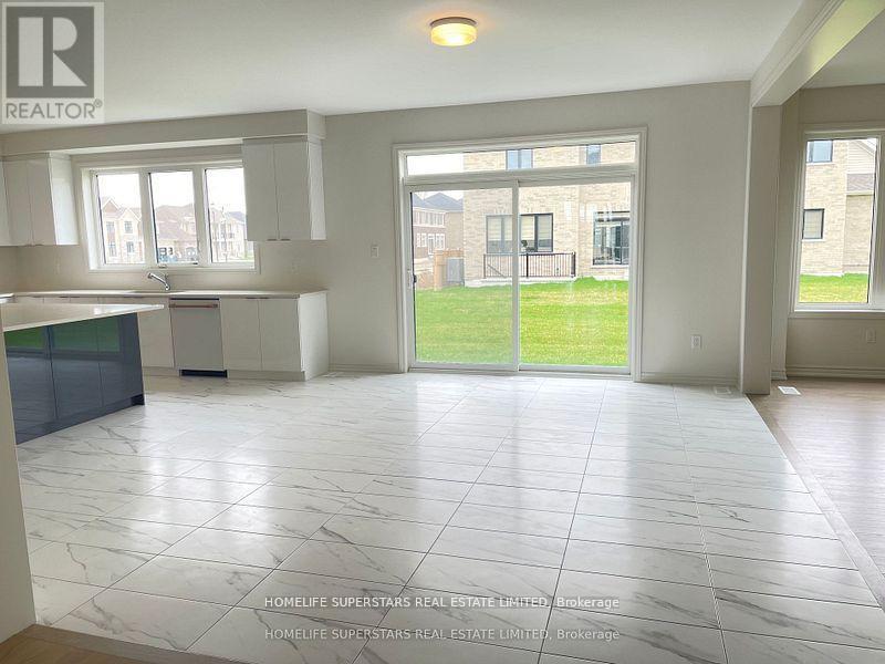 17 Bellflower Crescent, Adjala-Tosorontio, Ontario  L0G 1W0 - Photo 9 - N12526910