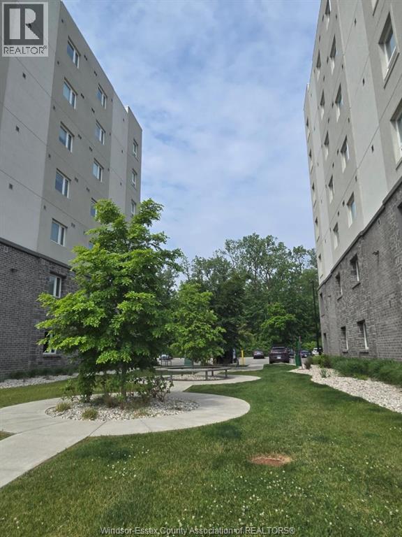 1611 Banwel Unit# 316, Windsor, Ontario  N8P 0G5 - Photo 32 - 25028398