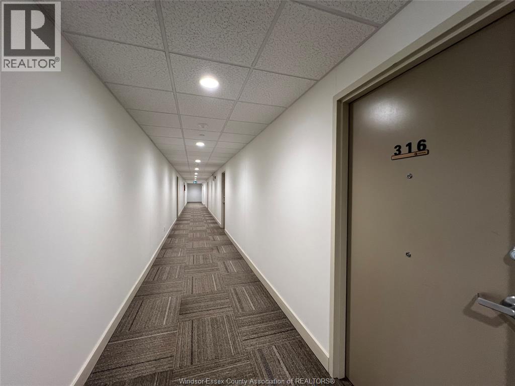 1611 Banwel Unit# 316, Windsor, Ontario  N8P 0G5 - Photo 5 - 25028398