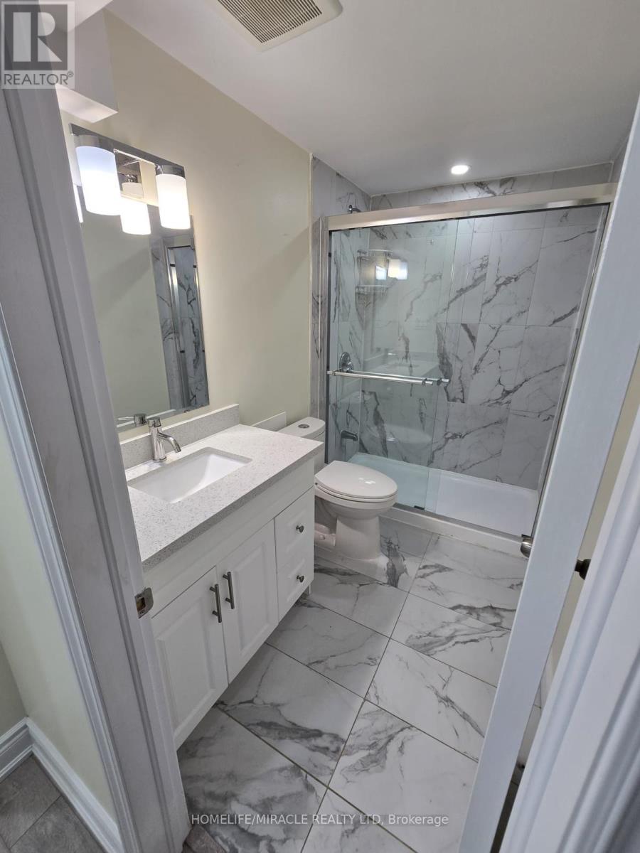 6 Padbury Trail, Brampton, Ontario  L7A 4M3 - Photo 11 - W12526920