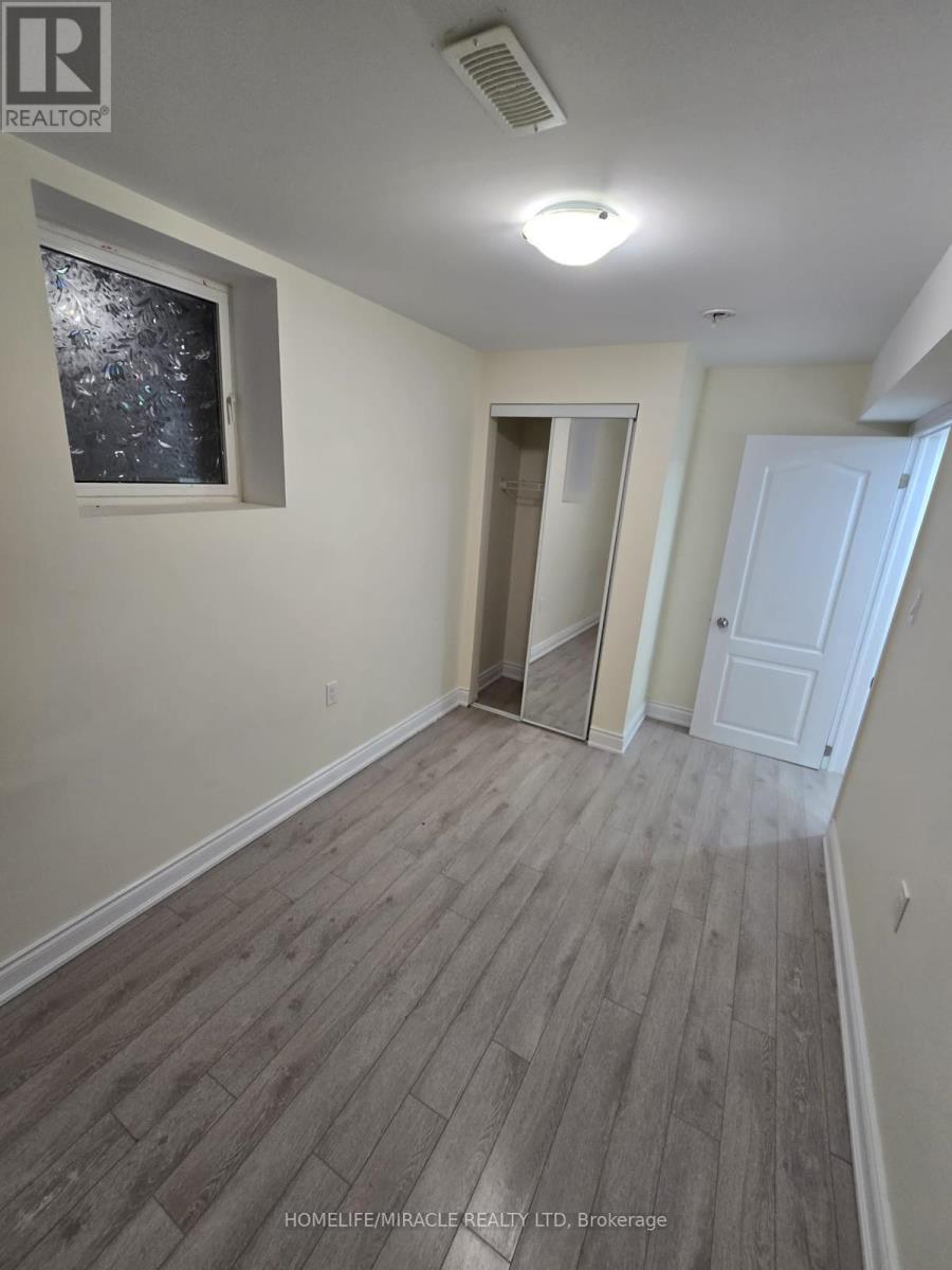 6 Padbury Trail, Brampton, Ontario  L7A 4M3 - Photo 13 - W12526920