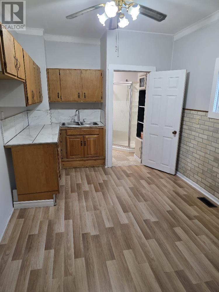 886 Bonney St, Sault Ste. Marie, Ontario  P6C 1A8 - Photo 17 - SM253062