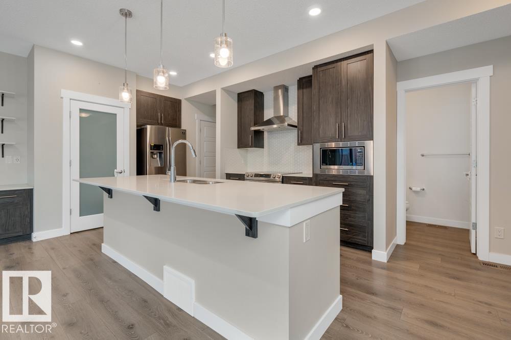 4250 Chichak Cl Sw, Edmonton, Alberta  T6W 4B4 - Photo 7 - E4465011