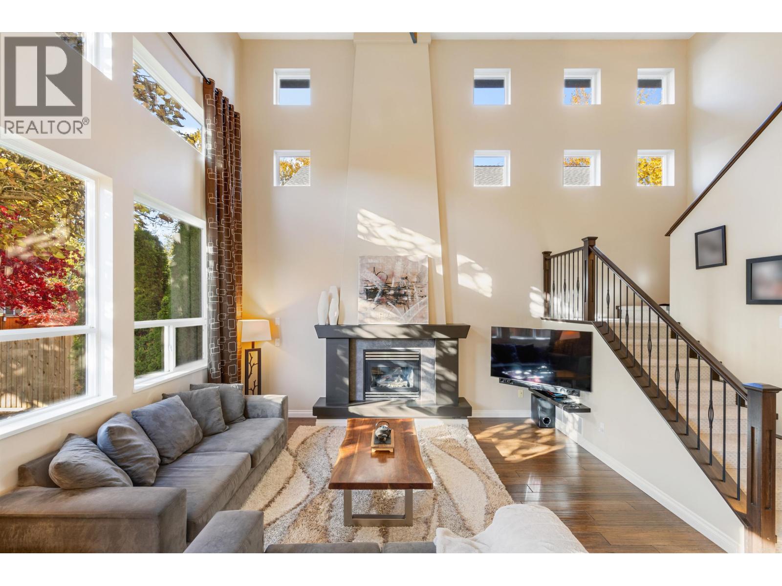 1078 Euphrates Crescent, Port Coquitlam, British Columbia  V3B 8B8 - Photo 2 - R3065193